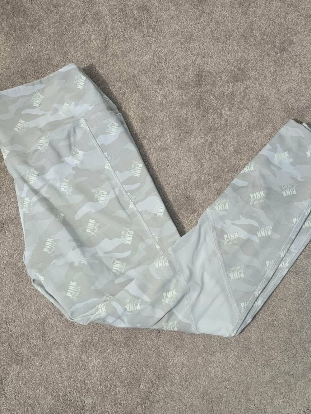 Pink Active Victoria’s Secret – Leggings – Tan Camo – Size L